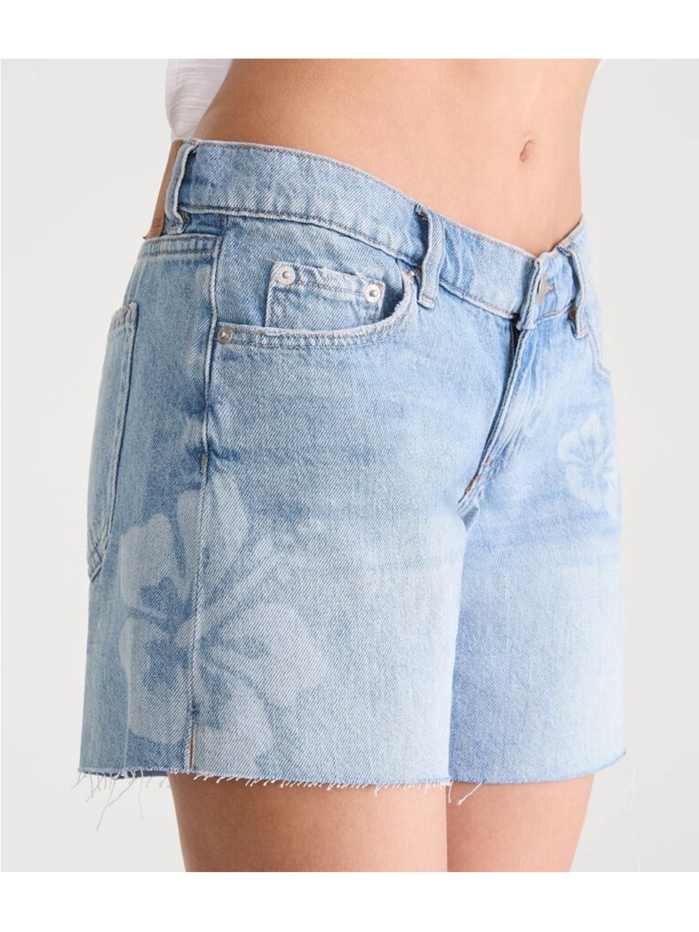 NWT Aeropostale Super Low-Rise Baggy Denim
Shorts 6"